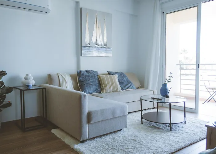 Blue Touch Pervolia Paradise Near The Larnaca